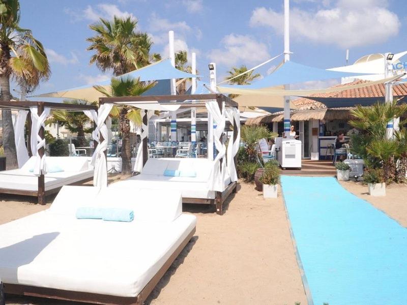 Karibu Beach & Pool 마르베야 외부 사진